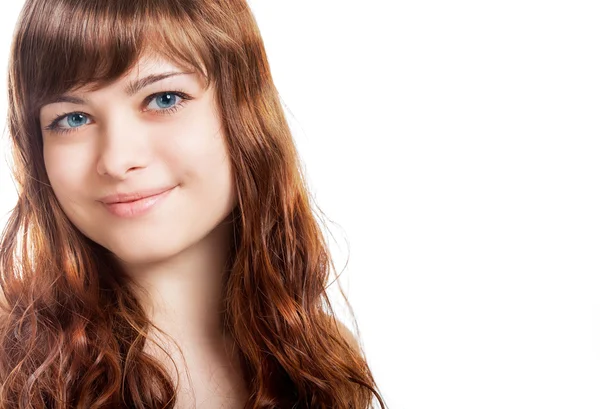 Retrato de joven hermosa mujer morena — Foto de Stock