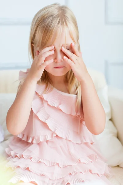 Niña llorando — Foto de Stock