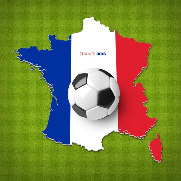 Футбольный мяч на карте Франции с флагом Франции на фоне зеленого полосатого футбольного поля . — стоковое фото