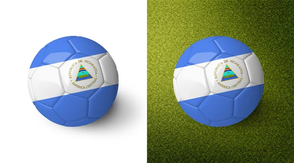 Pallone da calcio realistico 3d con bandiera del Nicaragua su di esso isolato su sfondo bianco e sul campo di calcio verde. Vedi set completo per gli altri paesi . — Foto Stock