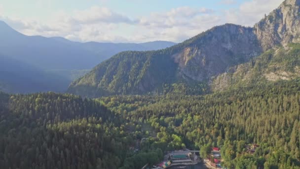 Lago Ritsa de cima, Montanhas do Cáucaso, Abcásia — Vídeo de Stock