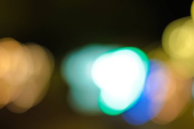 Yavaş Deklanşör Efekti ile Soyut Bokeh Işıkları, Dinamik Bulanık Işık İzleri Oluşturma, Gece Yaşamı ve Parti Olayları Arkaplanı İçin Harika