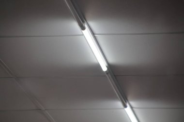 Ofis Tavanında Floresan Metro Işığı Çalışma Alanı için Üniforma Aydınlatma, Modern Tasarım