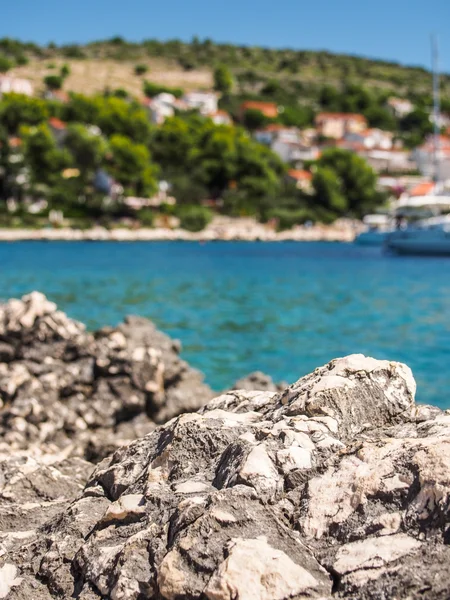 Береговые скалы Хорватии — стоковое фото