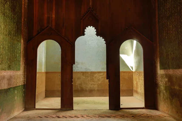 interior arches in jaral de berrio abandoned building