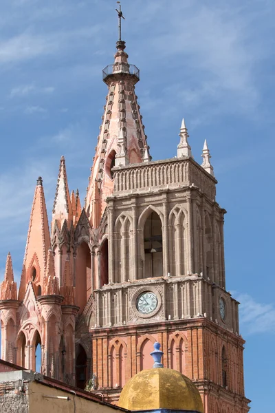 Church towers in mexico — Stock Photo, Image