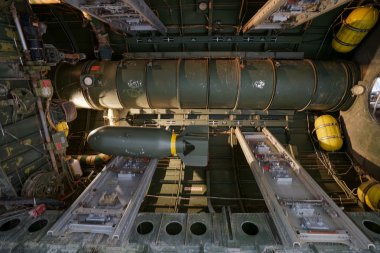 bir Dünya Savaşı iki vintage uçakta bomba bırakma mekanizması 