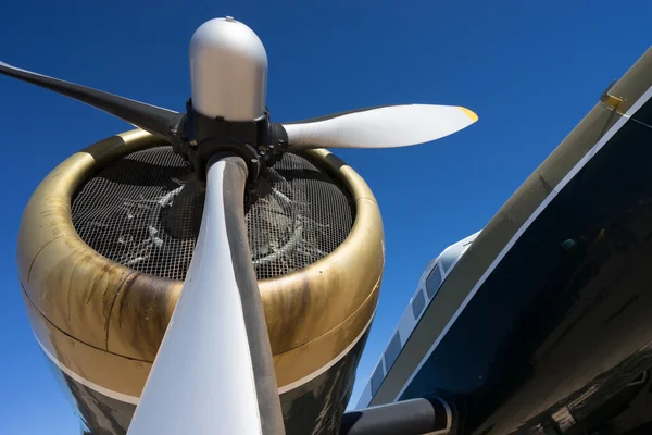 Three bladed propeller closeup — ストック写真