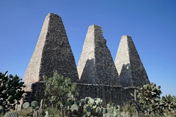 The jesuit smelting ovens in mineral de pozos mexico — Stock fotografie