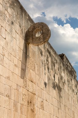 Maya balllcourt yüzük