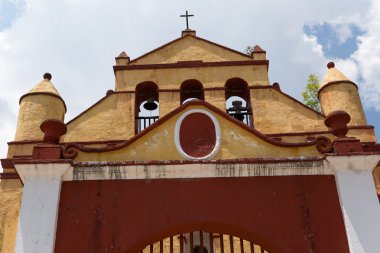 tipik Meksika san cristobal küçük kilisede 