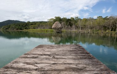 Göl Peten Itza Guatemala