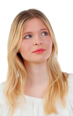 güzel sarışın kız arıyorum