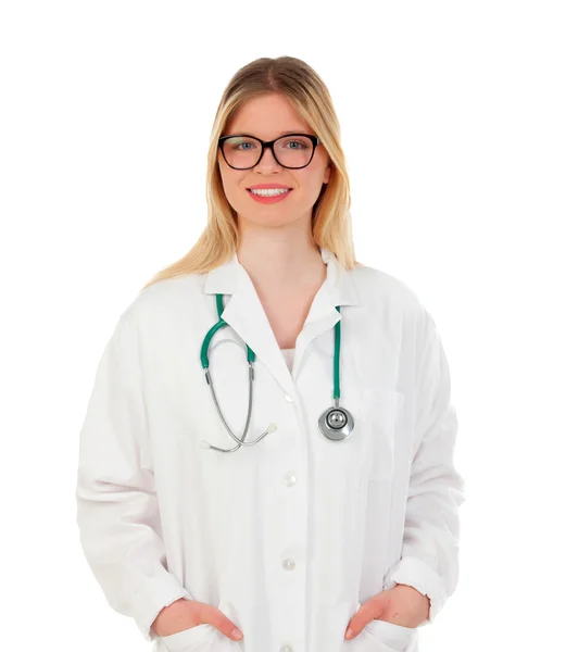 Блондинка врач в белом халате — стоковое фото
