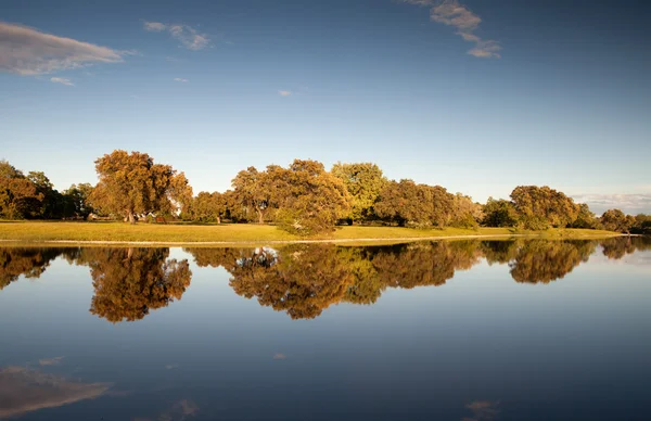 Beautiful scenery of banks of river — Stock Photo, Image