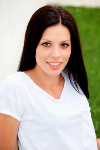 Young beautiful woman with brunette hair — Stock Photo, Image