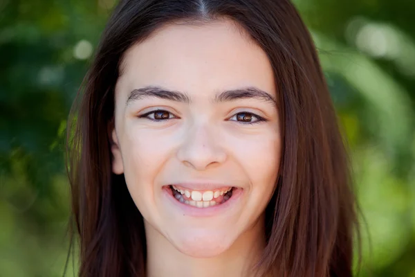 Adorable sonriente preadolescente — Foto de Stock