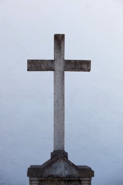 İspanyol sahilde taş çapraz