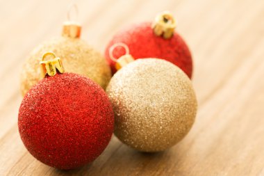  Noel glitter topları 