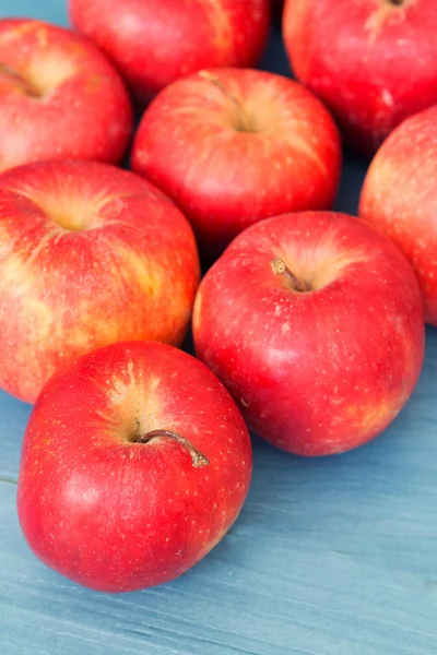 Ripe red apples — Stock Photo, Image