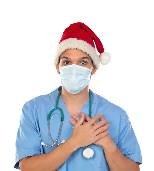 Afrikanischer Arzt Mit Weihnachtsmütze Zur Zeit Des Coronavirus Isoliert Auf — Stockfoto