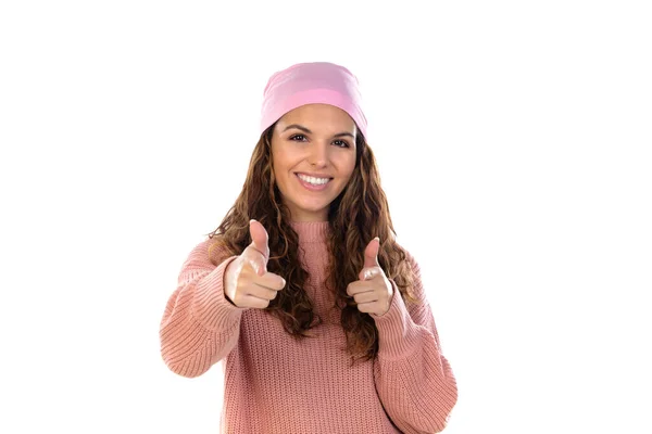 有希望的癌症女性 戴着一条深沉的粉色围巾 与白色背景隔离 — 图库照片