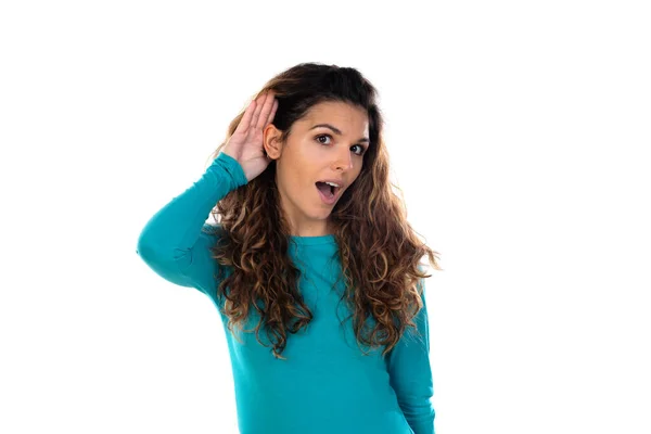 Casual Vrouw Met Golvend Lang Haar Geïsoleerd Een Witte Achtergrond — Stockfoto