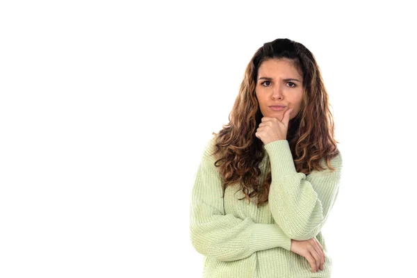 Mooie Vrouw Met Golvend Haar Geïsoleerd Een Witte Achtergrond — Stockfoto