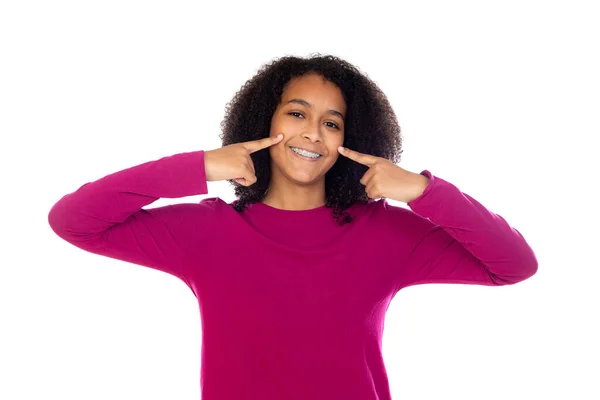 Hermosa Adolescente Con Frenos Dentales Aislados Sobre Fondo Blanco — Foto de Stock