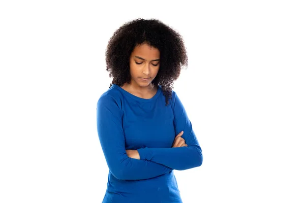 Afro Saçlı Mavi Süveter Giyen Genç Kız Beyaz Arka Planda — Stok fotoğraf