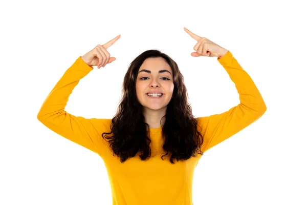 Schattig Tiener Meisje Met Gele Trui Geïsoleerd Een Witte Achtergrond — Stockfoto