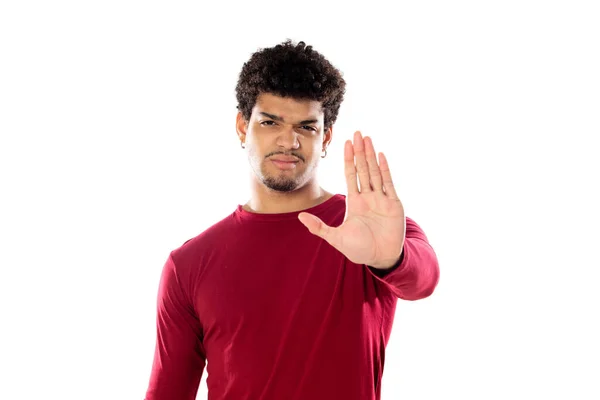 Lindo Hombre Afroamericano Con Peinado Afro Con Una Camiseta Borgoña —  Fotos de Stock