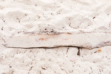 Yaz güneşinde kumsaldaki kum dokusu 