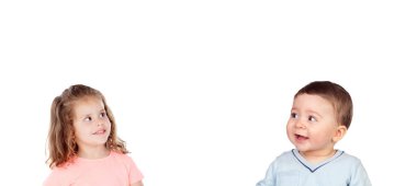 Beyaz arka planda izole edilmiş çocukların portresi