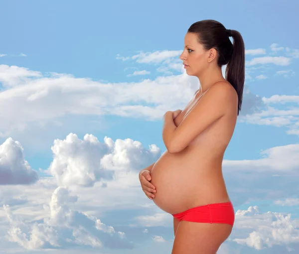 Attractive nude pregnant woman — Stock Photo, Image