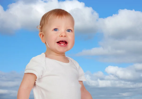 青い目と金髪の赤ん坊 — ストック写真