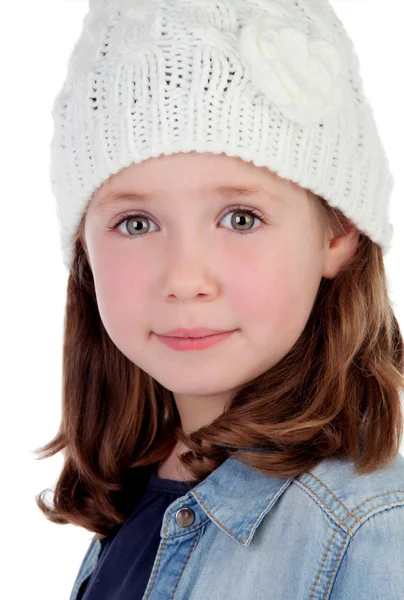 Sonriente chica bonita con gorra de lana — Foto de Stock