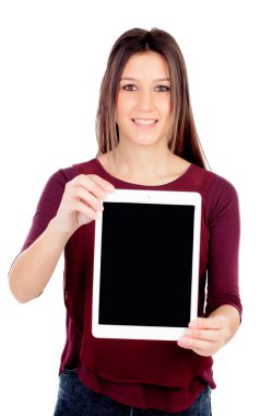 Güzel kız onun tablet gösterilen