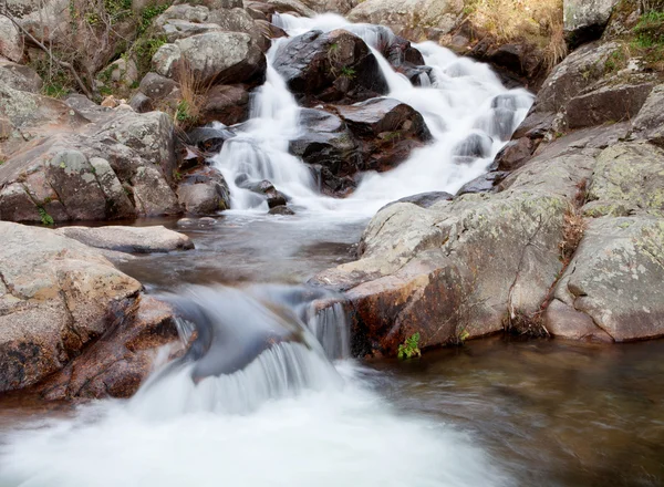 Prachtige waterval — Stockfoto