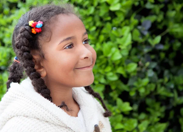 Pretty African American Girl Outdoors — Stock Photo, Image