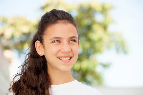 Girl with blue eyes smiling — Stock Photo, Image