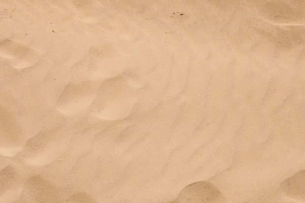 Піщаний пляж з хвилями — стокове фото