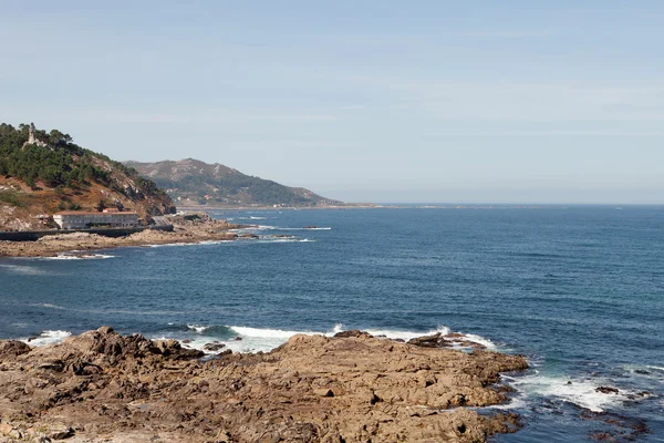 Prachtige landschap van de kust van Bayona — Stockfoto