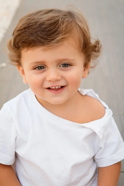 Bebe Drole Un An En Plein Air Petit Souriant Stock Photo