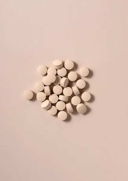 Beige Pills Beige Background Concept Pharmaceuticals Supplements View — Stock Photo, Image