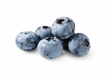 Beyaz arka plana yerleştirilmiş yabanmersini. Yakın plan. Doku. 