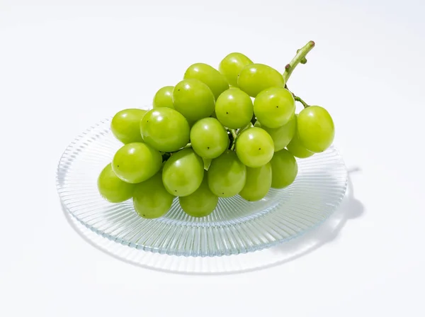 Shine Muscat Grapes Glass Plate Set White Background White Grapes — Stock Photo, Image