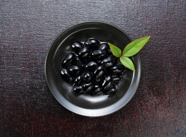 Geleneksel Japon Yeni Yıl Yemeğinin En İyi Görünümü: Parlak Tatlandırılmış