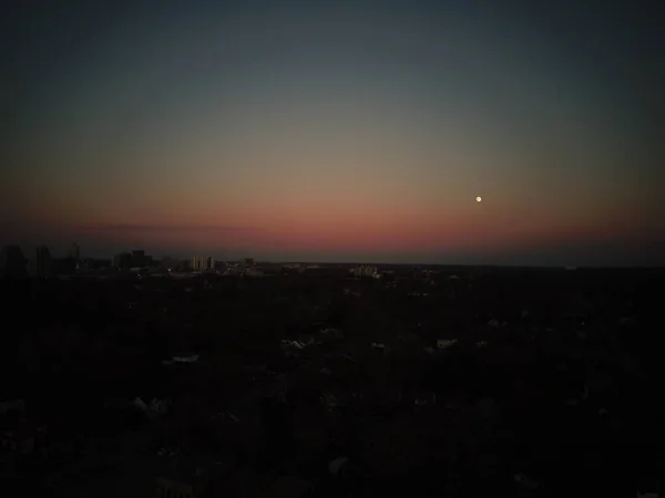 Aerial photo of London Ontario at sunset — 图库照片