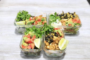 Dürüm kaseleriyle dolu yemek kutuları. Yüksek kalite fotoğraf